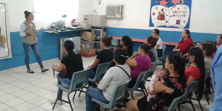 Comunidad participando en Evalúa tu Escuela
